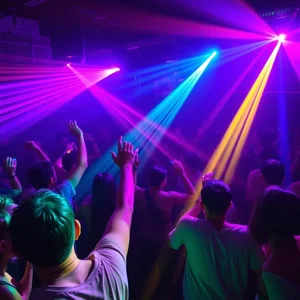 "Lit" Explained: Use This English Slang Like a Native Speaker